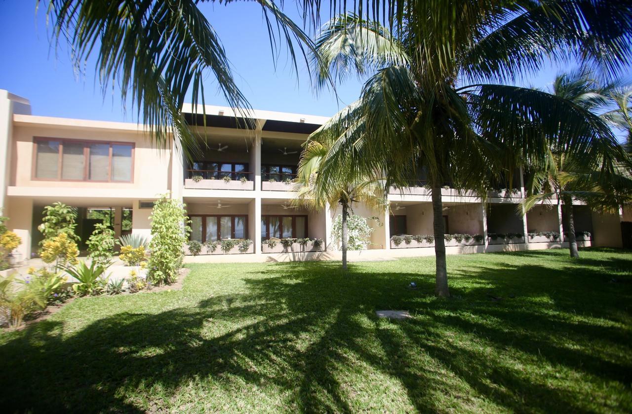 Kirimizi Hotel&Restaurante Pemba Exterior foto